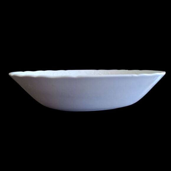 Johnson Brothers Richmond White Oval Serving Bowl 9" Vegetable Bowl England - Picture 2 of 15